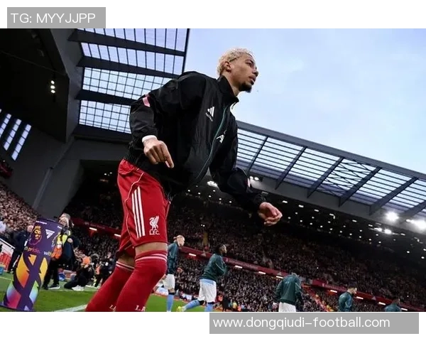 中超精彩对决利物浦大胜曼联逆转瞬间点燃全场激情