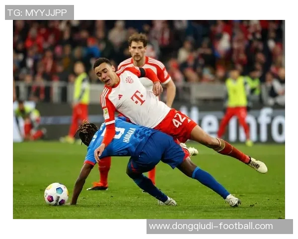 英超激战：拜仁与莱比锡战成平局神扑瞬间点燃全场激情